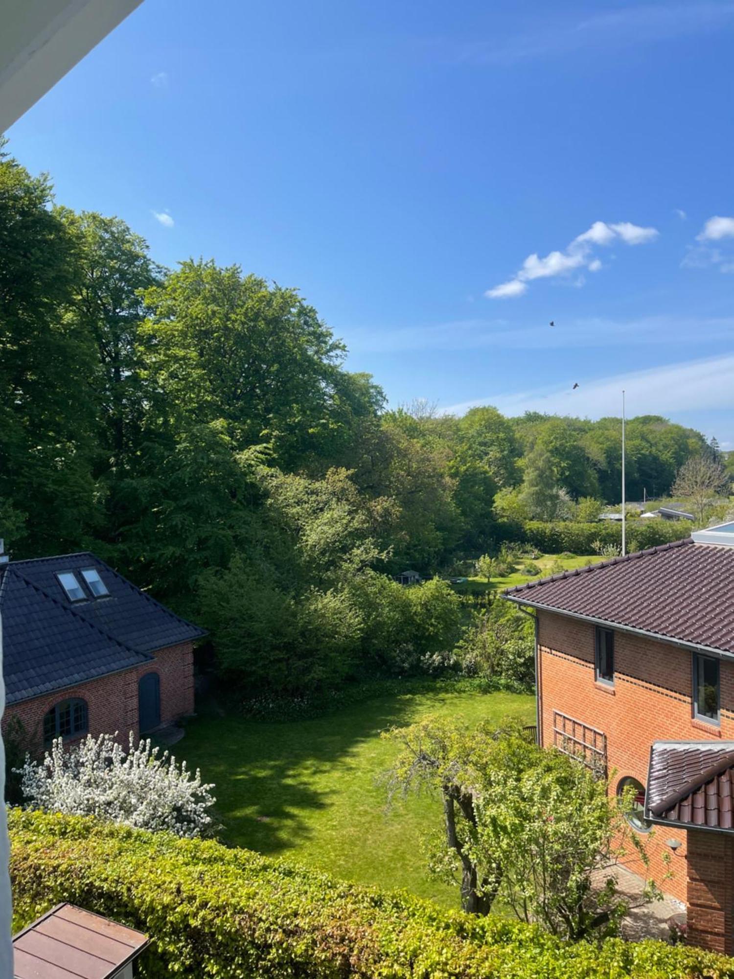 Eksklusiv Taglejlighed Med Hav- Og Skovudsigt Risskov Exterior photo